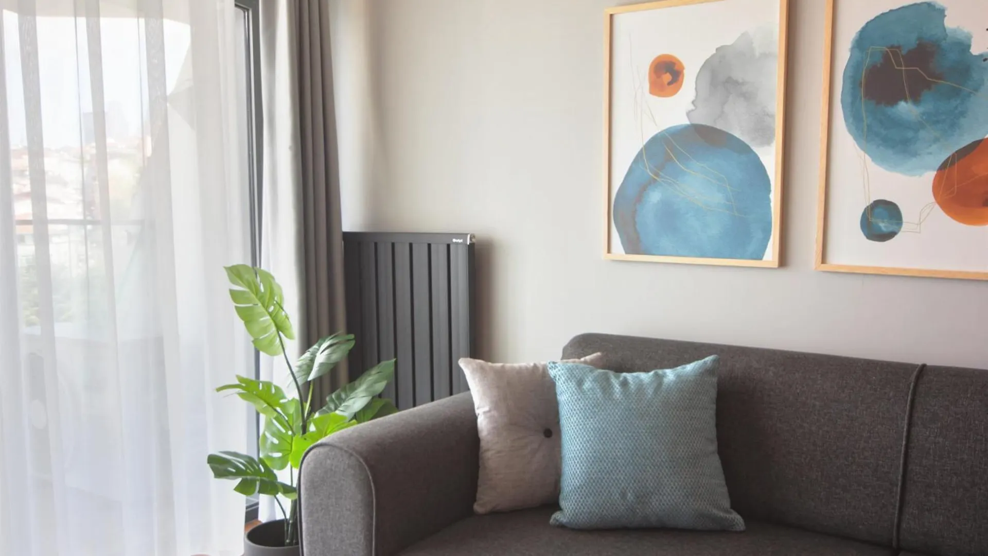 Sleek City Apartment With Premium Amenities Istanbul
